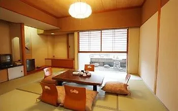 Osaka Ryokan Kuramoto