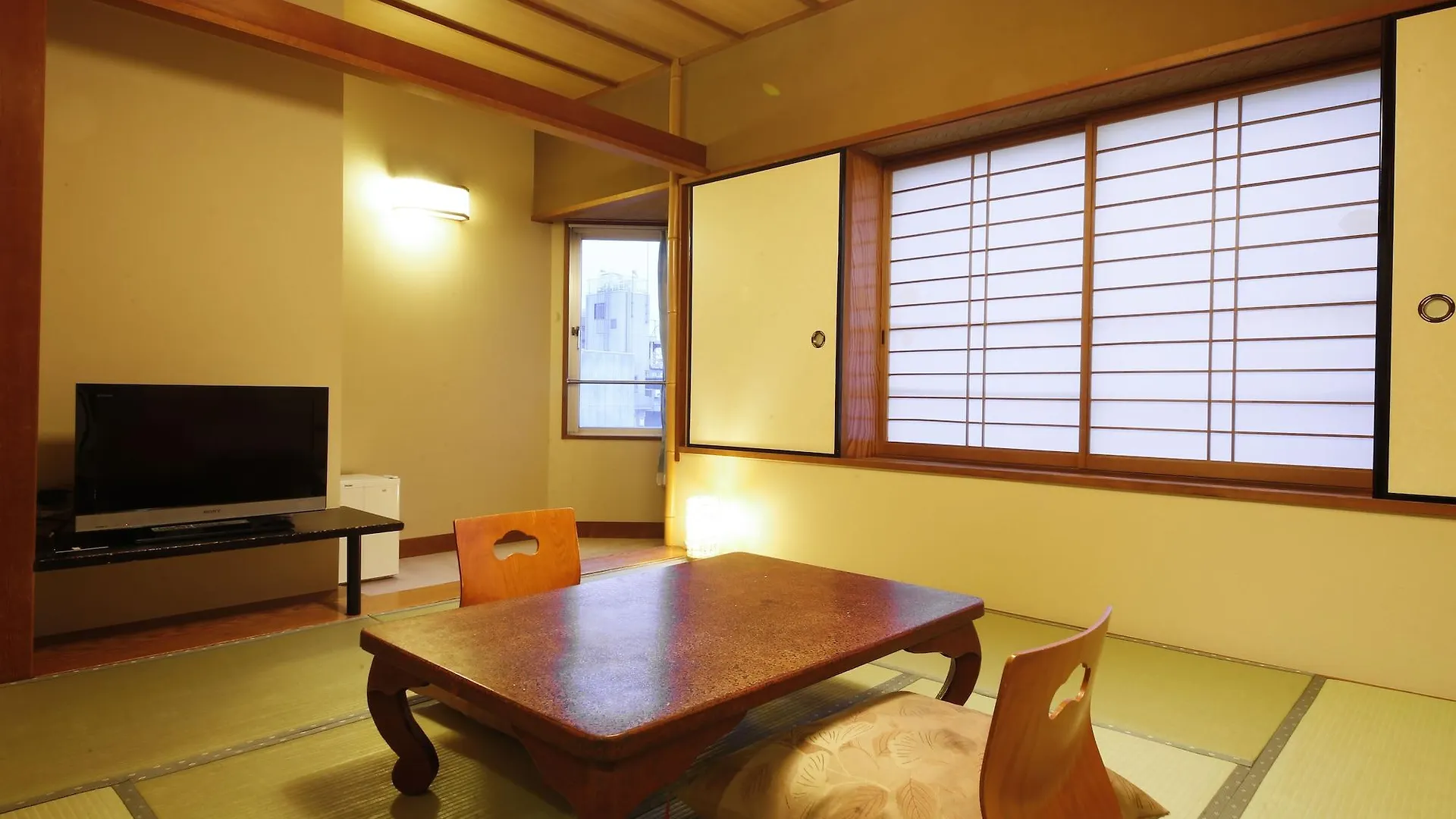Osaka Ryokan Kuramoto